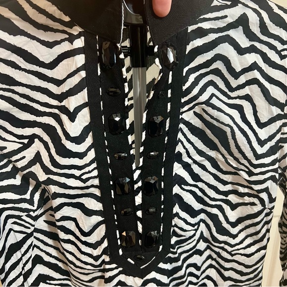 Dana Buchman Signature Top - Picture 2 of 6